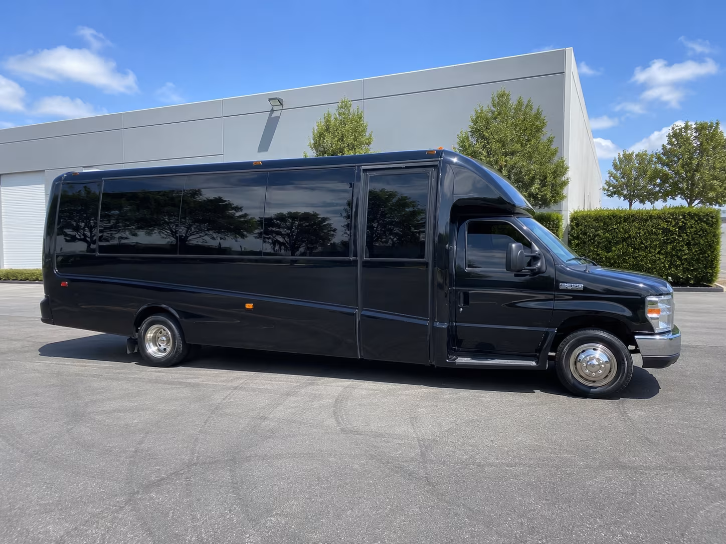 affordable richardson prom party bus prices split across your group
